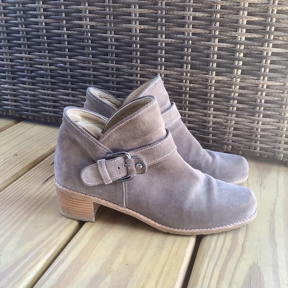 Stuart Weitzman Dude Taupe Suede Buckle 
